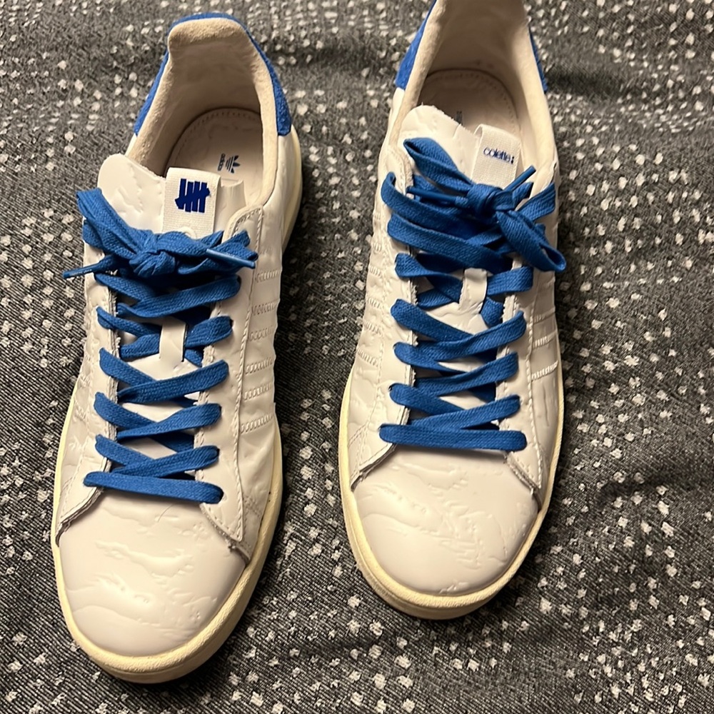 Like new worn twice ColettexUndefeatedxCampus S.E ‘white blue’ Sz 10 No Box